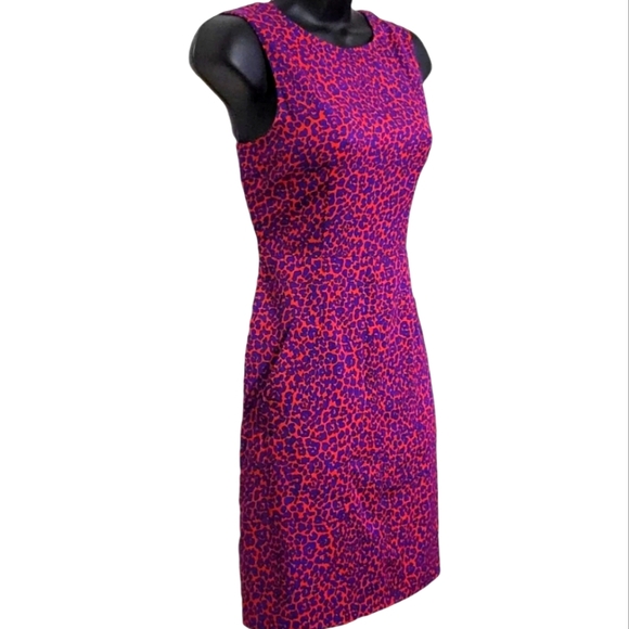 Diane Von Furstenberg Silk Dress Sleeveless Red & Blue Animal Print Sheath US 4 - Picture 5 of 8